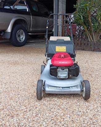 tosaerba Honda HRG536C