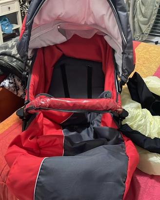 Trio carrozzina, passeggino, più ovetto