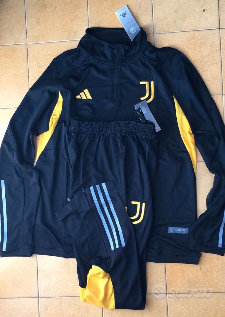 Nuova hot sale tuta juve