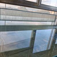 Scrivania in vetro  105×210 h. 72