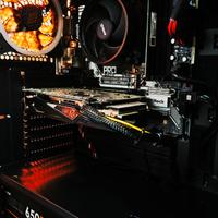 PC GAMING Ryzen 5 / RX 580