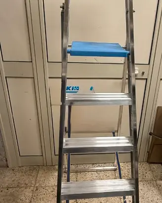 Scala in alluminio 5 Gradini Frigerio