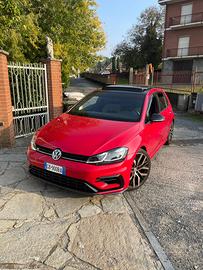 Volkswagen Golf 7R dsg 4 motion 2016
