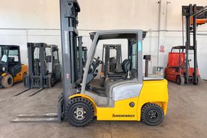 CARRELLO ELEVATORE MULETTO DIESEL JUNGHEINRICH 25 