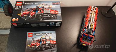 LEGO Technic 42068 Veicolo di Soccorso Aeroportual