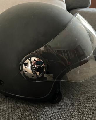 Casco Jet AXO