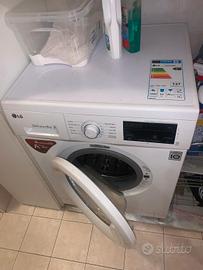 Lavatrice LG 8 kg 6 emotion