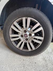 Cerchi R15 fiat punto evo 2010