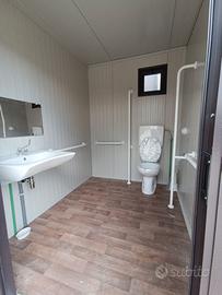 Bagno servizio igienico per anziani e disabili