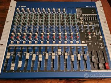 Mixer Yamaha MG166FX