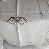 tovaglia 8/10 persone ricamo a mano fiorentino