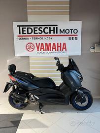 Yamaha X-Max 300