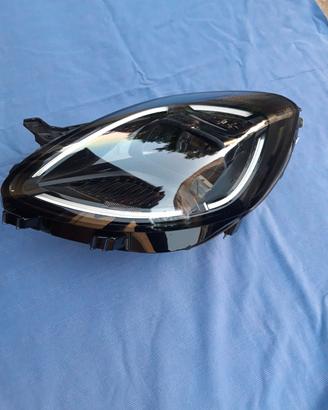 faro anteriore sx ford puma led 