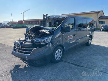 Ricambi usati per Renault Trafic 2.0 dci t.persone