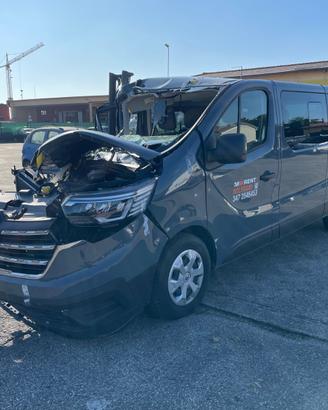 Ricambi usati per Renault Trafic 2.0 dci t.persone