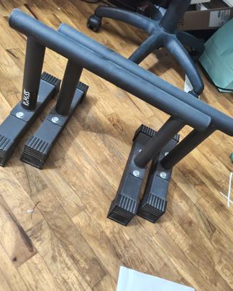 Parallele basse ramass come nuove