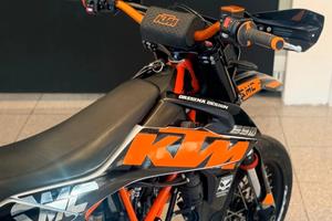 KTM 690 SMC R