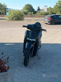 Sh 125
