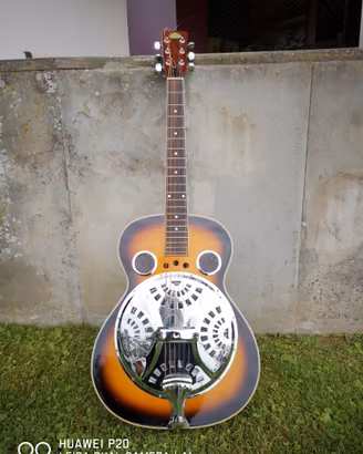 Chitarra acustica resofonica regal