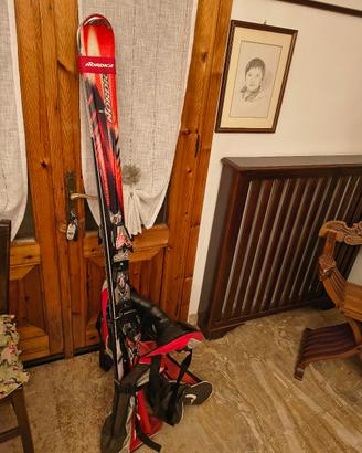 sci  nordica  più quechua

70€ €

Zero Branco (