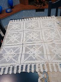 centrotavola uncinetto quadrato