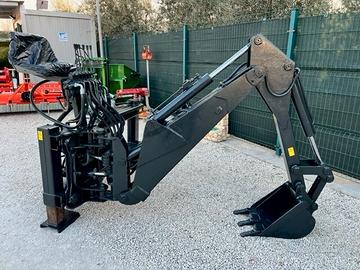 Retroescavatore usato ARGNANI E MONTI per trattore