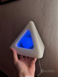 Lampada da tavolo moderna