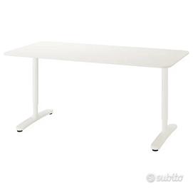 Scrivania IKEA BEKANT