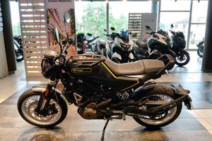 Husqvarna Svartpilen 401