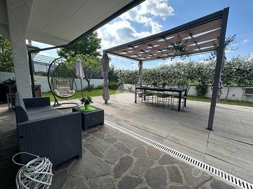 PORZIONE DI BIFAMILIARE A BASIANO