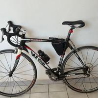 Bici da corsa in carbonio