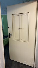Porta rei con bypass