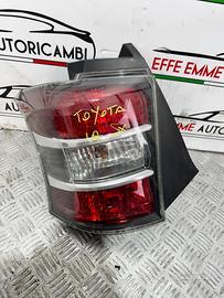 STOP SINISTRO SX TOYOTA IQ