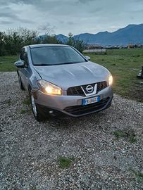 nissan quasquai 