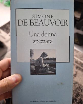 UNA DONNA SPEZZATA