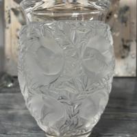 Lalique, vaso di cristallo Bagatelle