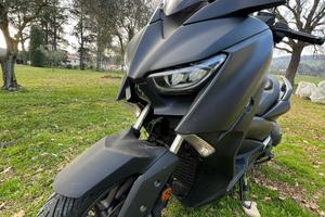 Yamaha Xmax400