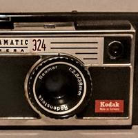 kodak Instamatic 324 con custodia 