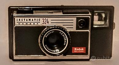 kodak Instamatic 324 con custodia 