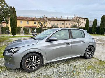 Peugeot 208 Allure