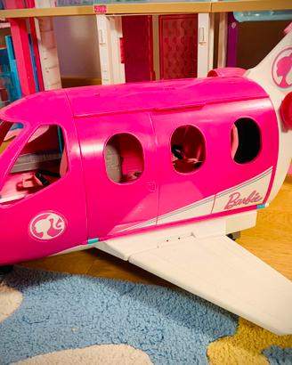 Barbie aereo dei sogni e set viaggio