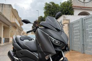 XMAX 300 YAMAHA