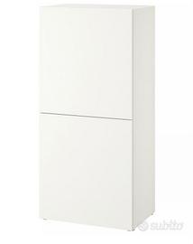 Scaffale con ante BESTÅ di Ikea