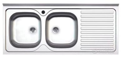 Lavello in acciaio a due bocche con gocciolatoio