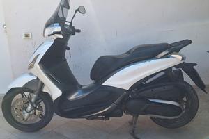 Piaggio Beverly 350
