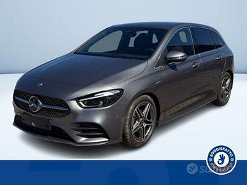 Mercedes-Benz Classe B 180d Automatic AMG Lin...