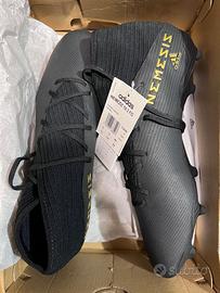 Scarpa da calcio nemesis
