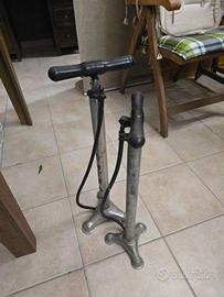 2 Pompe da bicicletta verticali con piede – Ottime