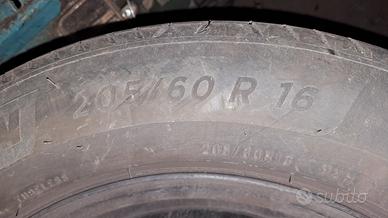 4  cerchi auto renault 16 pollici e gomme 