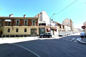 NEGOZIO A TORINO